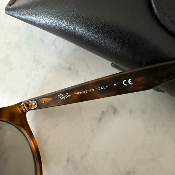 Ray Ban RB 4256 6092/5A Small - Tortoise/Gold 46-20-145 mm 46-20-145 mm - Picture 7 of 10